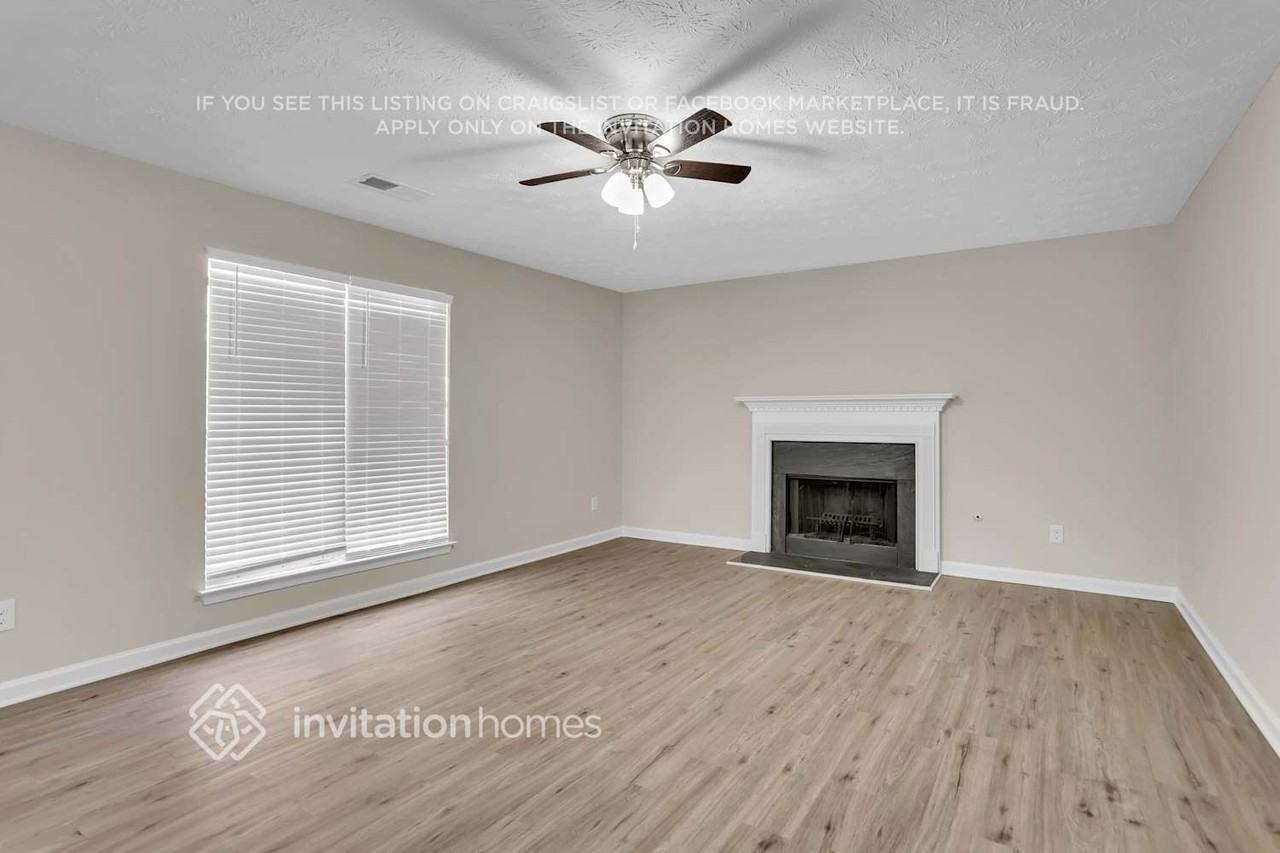 6469 Berryside Ct - Photo 5 of 25