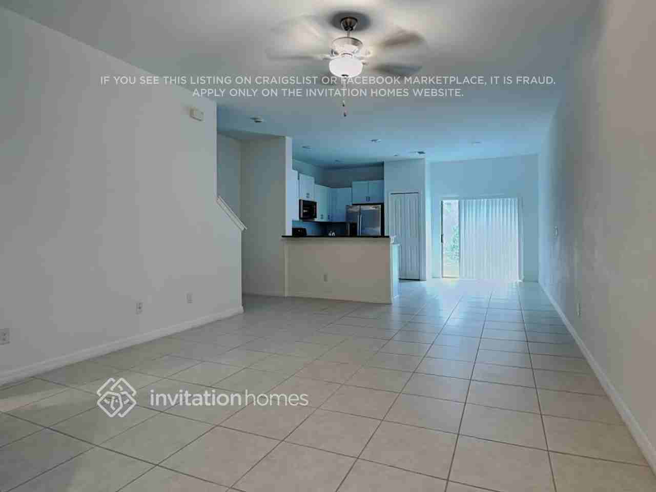 8286 Crescent Oaks Dr - Photo 5 of 26