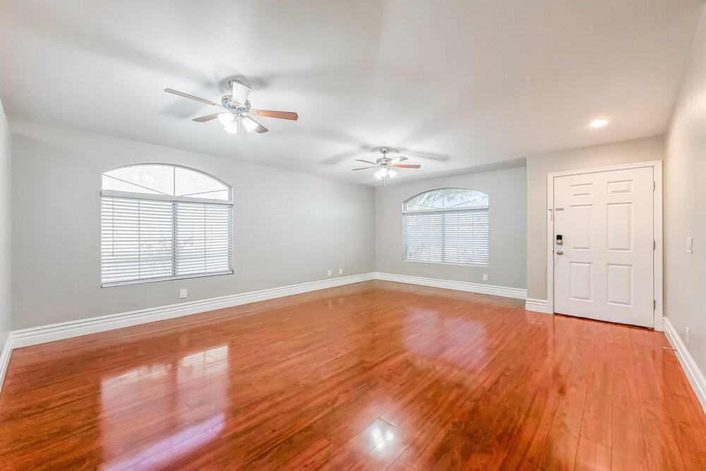 10417 E Crescent Ave - Photo 3 of 16