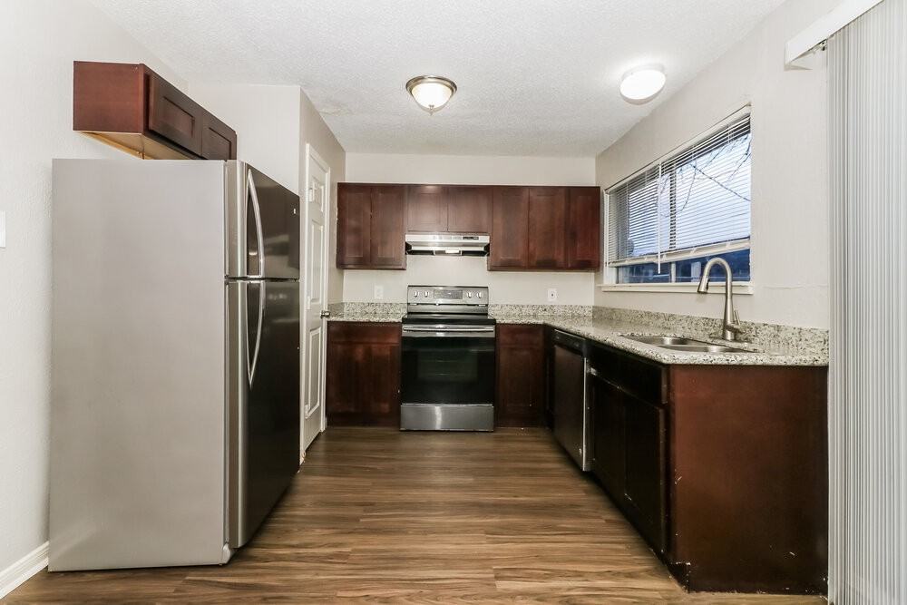 7218 Wren Cir - Photo 6 of 16