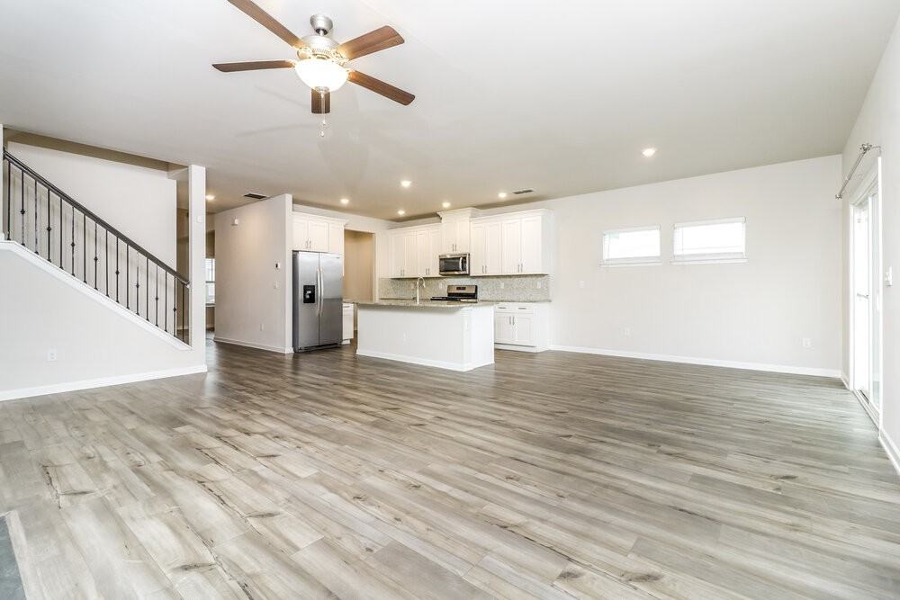 882 Milo Bay St - Photo 6 of 17