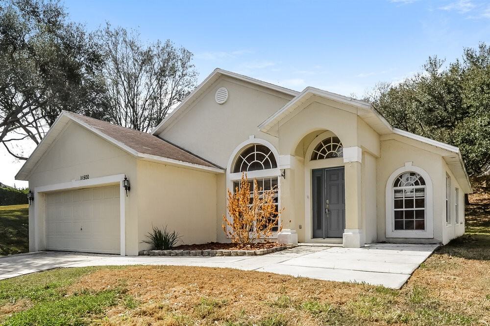 10500 Mira Lago Ln - Photo 3 of 16