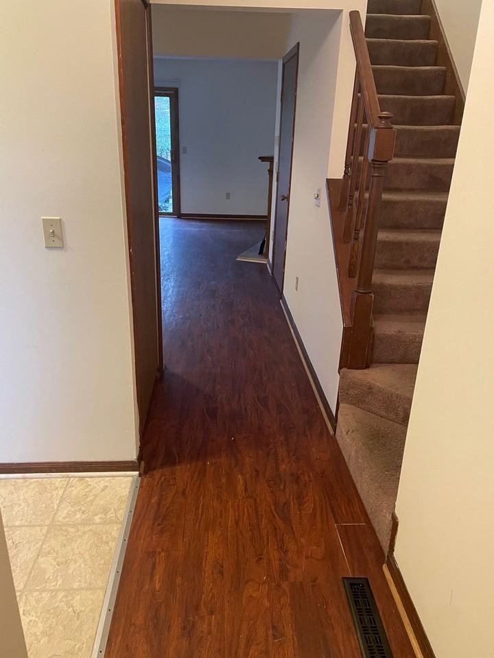 2160 Regency Drive - Photo 7 of 14