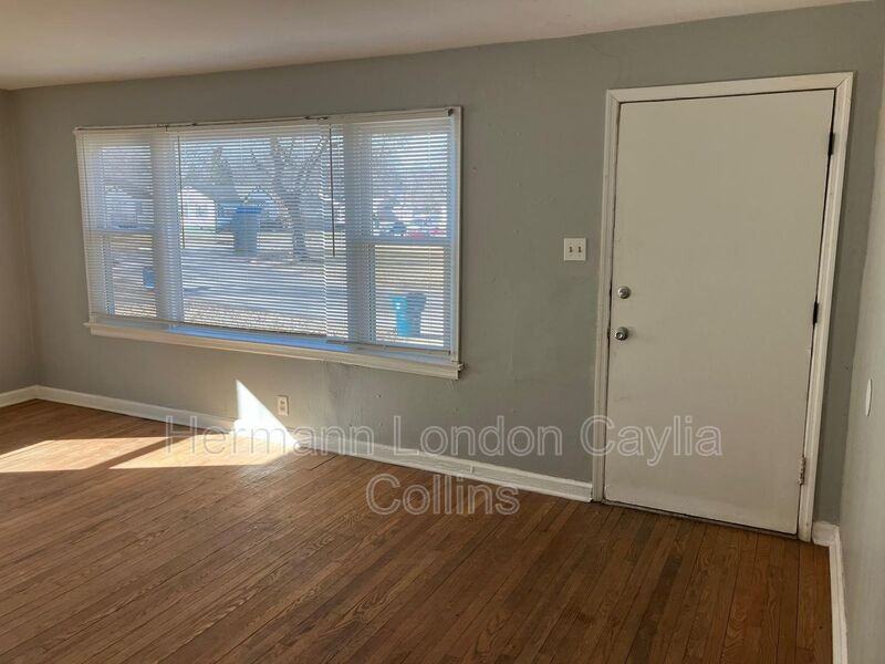 6308 Everett Dr - Photo 4 of 12