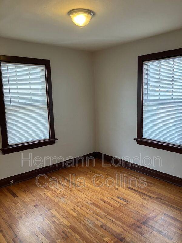 420 Shirley Ave - Photo 6 of 12