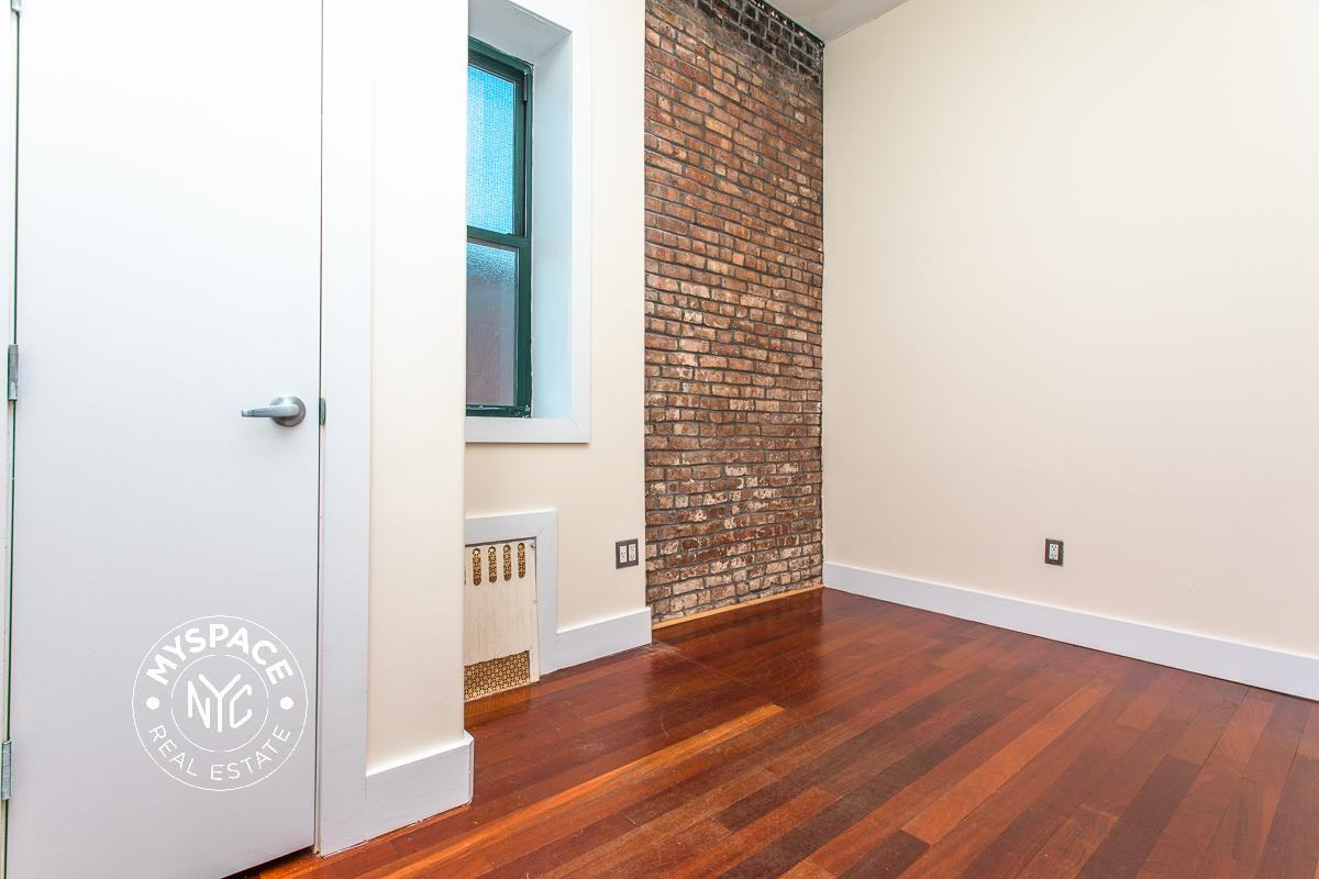 126 Grattan St #4L - Photo 6 of 8