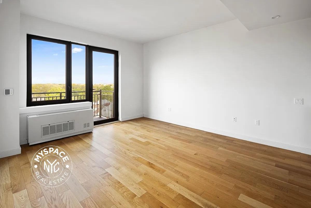 1825 Ocean Ave #8G - Photo 2 of 19