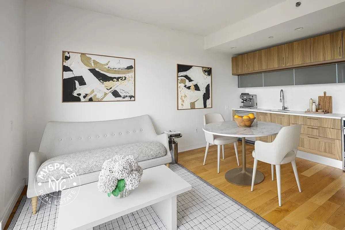 1825 Ocean Ave #8G - Photo 3 of 19