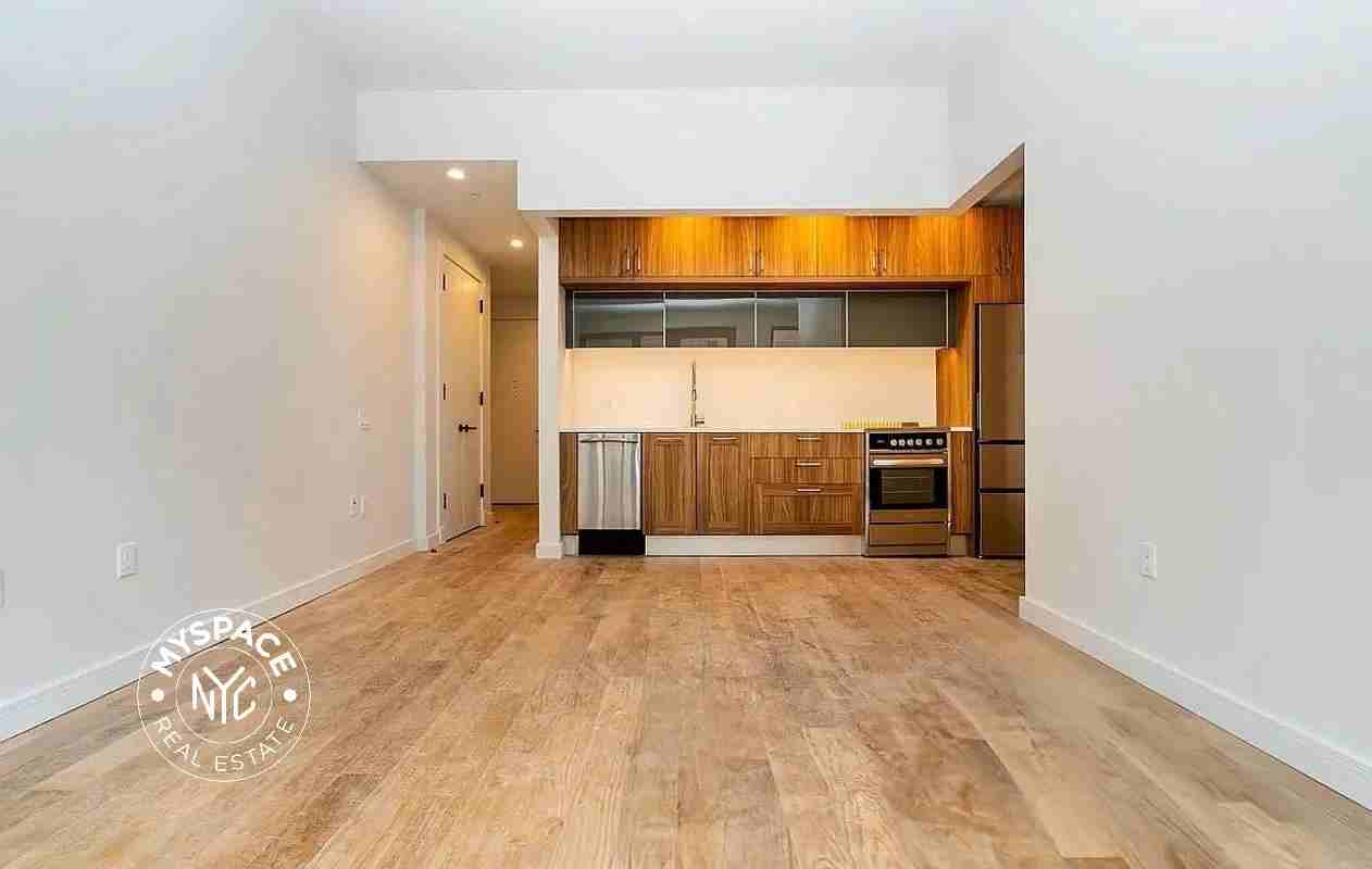 1825 Ocean Ave #8G - Photo 5 of 19