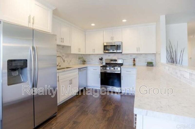 888 Narwhal St - Photo 7 of 28