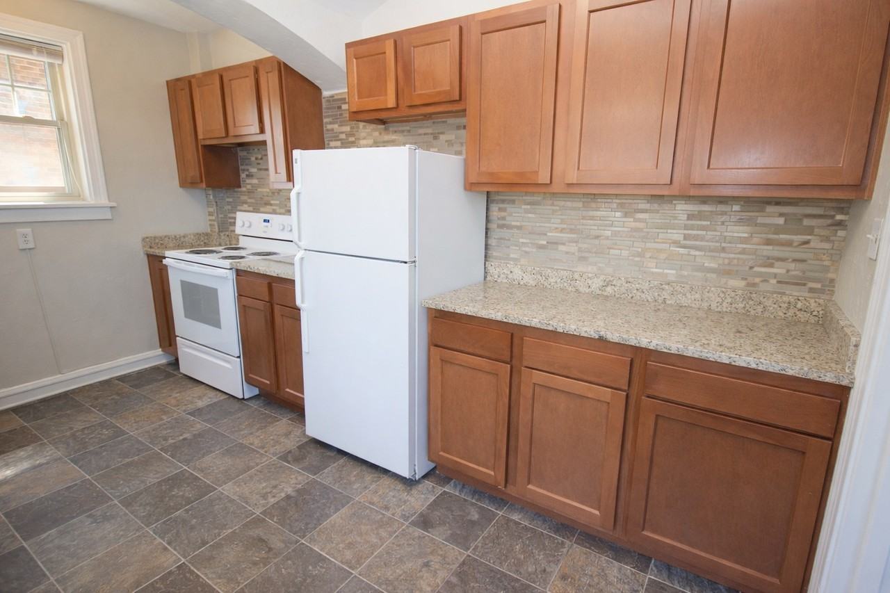 HOBART PL-5620 -- 142 - Photo 3 of 8