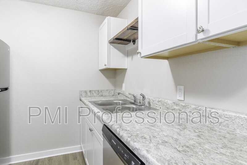 121 Kingsridge Dr - Photo 5 of 14