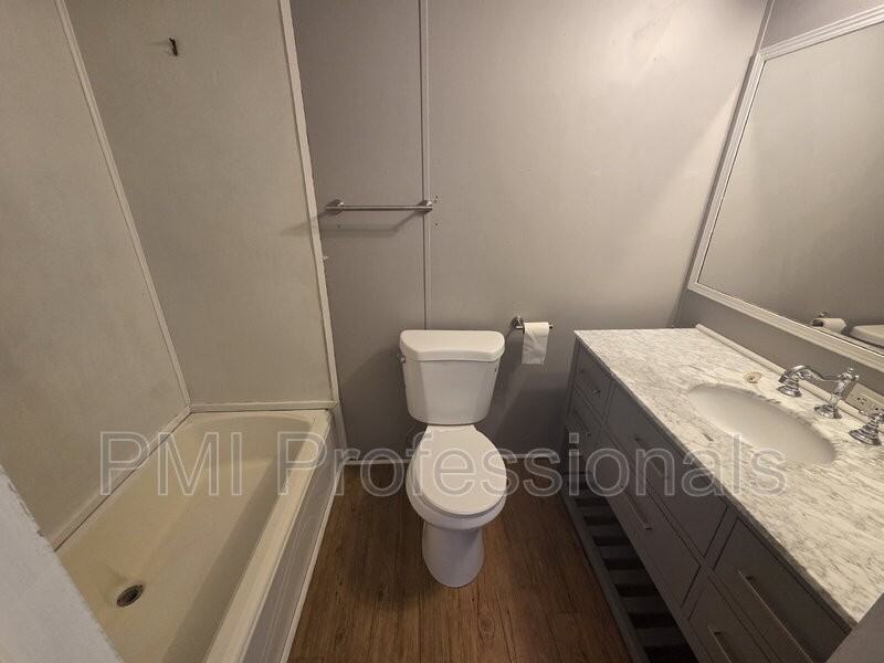 929 Cranor Rd - Photo 4 of 7