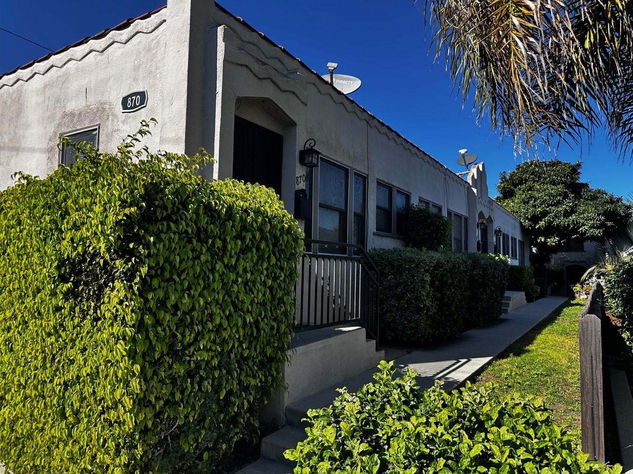 18th Street 870 West - Photo 4 of 28