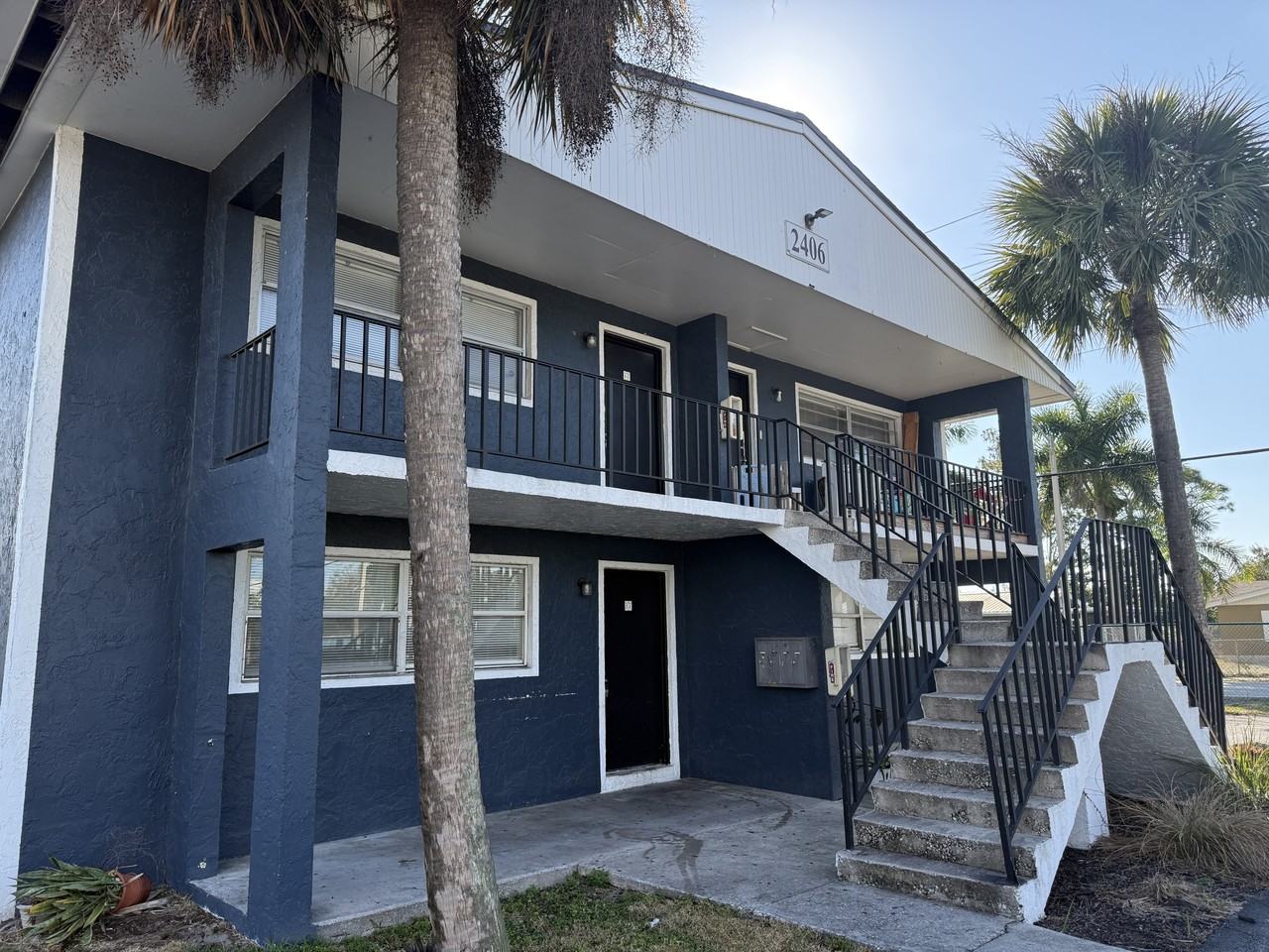 2505-2429 Hanson St - Photo 3 of 12