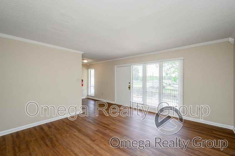 4724 S Court St #211 - Photo 4 of 20