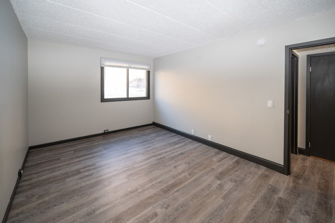 Northern Hills Apartments - Photo 6 of 13