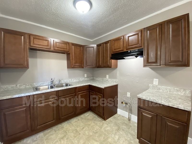 274 Edsel Ave - Photo 4 of 15