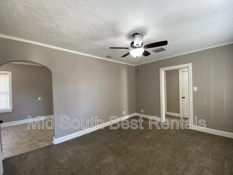 274 Edsel Ave - Photo 5 of 15