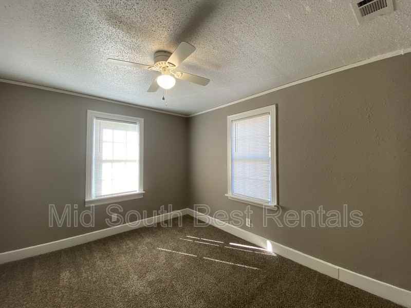 274 Edsel Ave - Photo 6 of 15