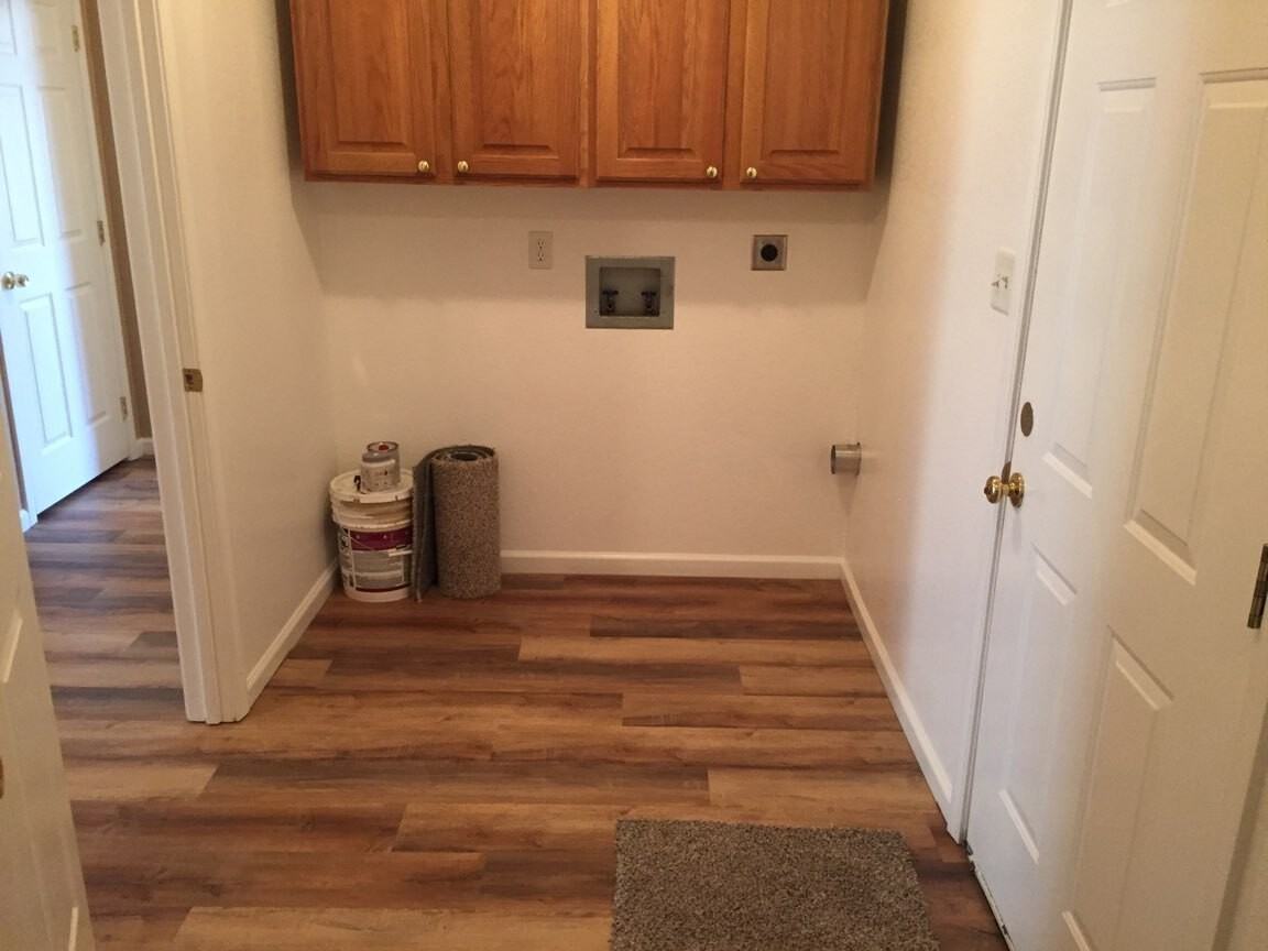 906 Pear St apt B - Photo 4 of 8