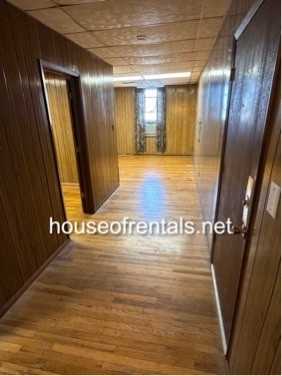 12 South Division Street - Photo 6 of 6