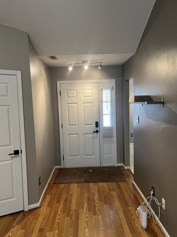 2024 Capstone Ct - Photo 3 of 27