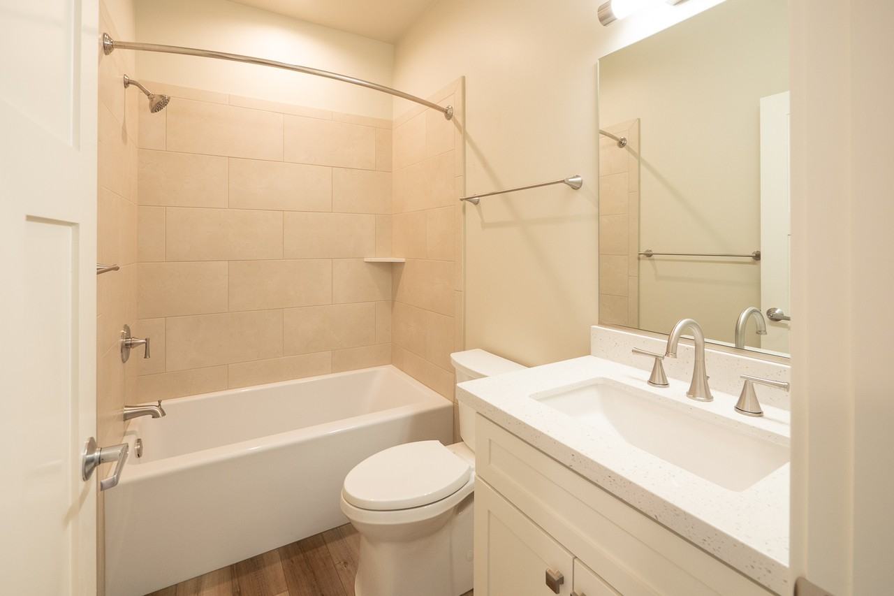 120 Richardson Street - Photo 6 of 25