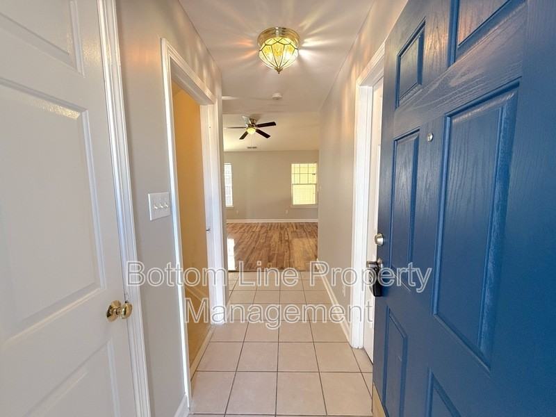 511 Kingville Dr - Photo 3 of 20