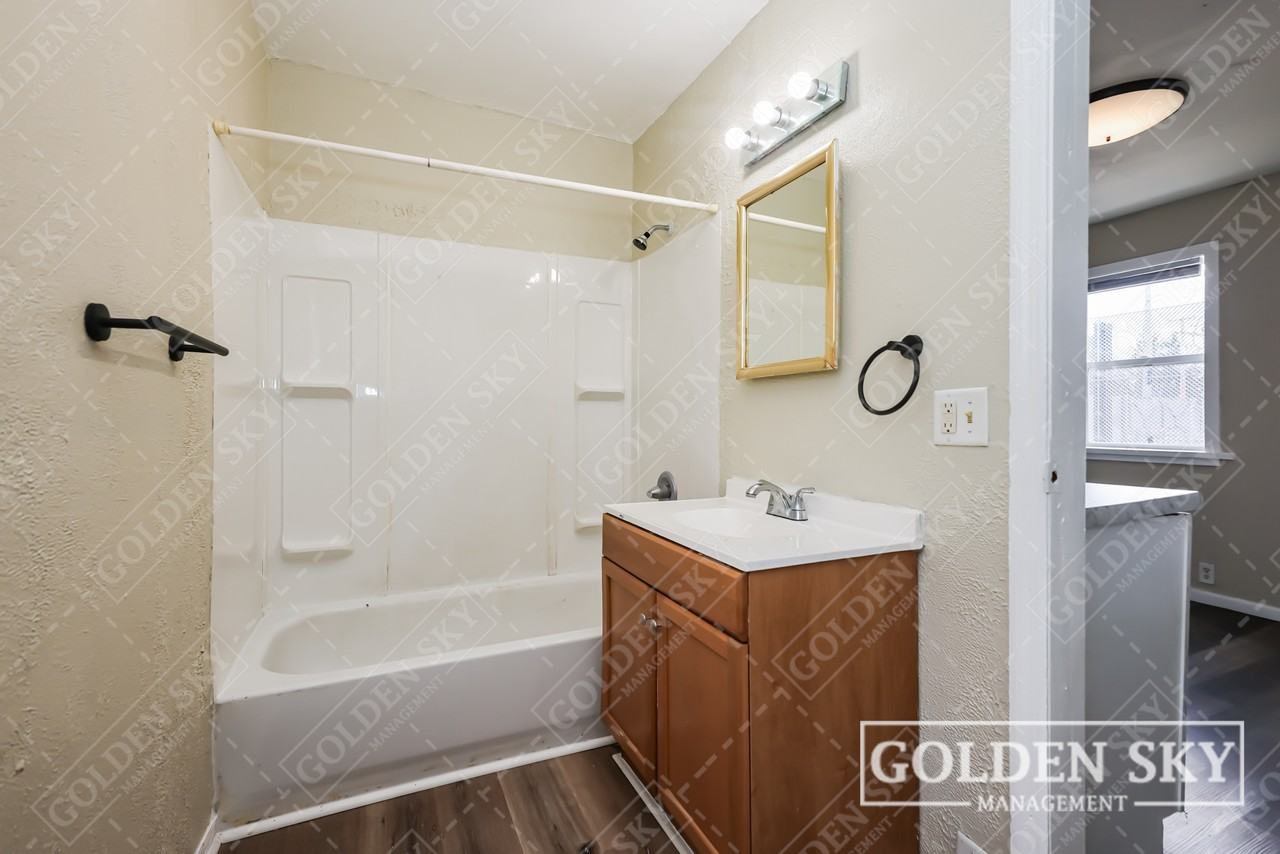 1711 South Blaine Street - Photo 7 of 11