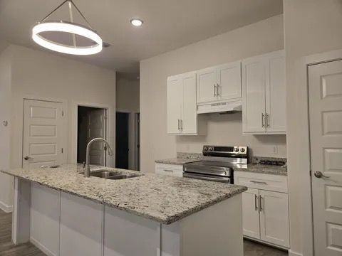 1610 Cordova Dr - Photo 3 of 3