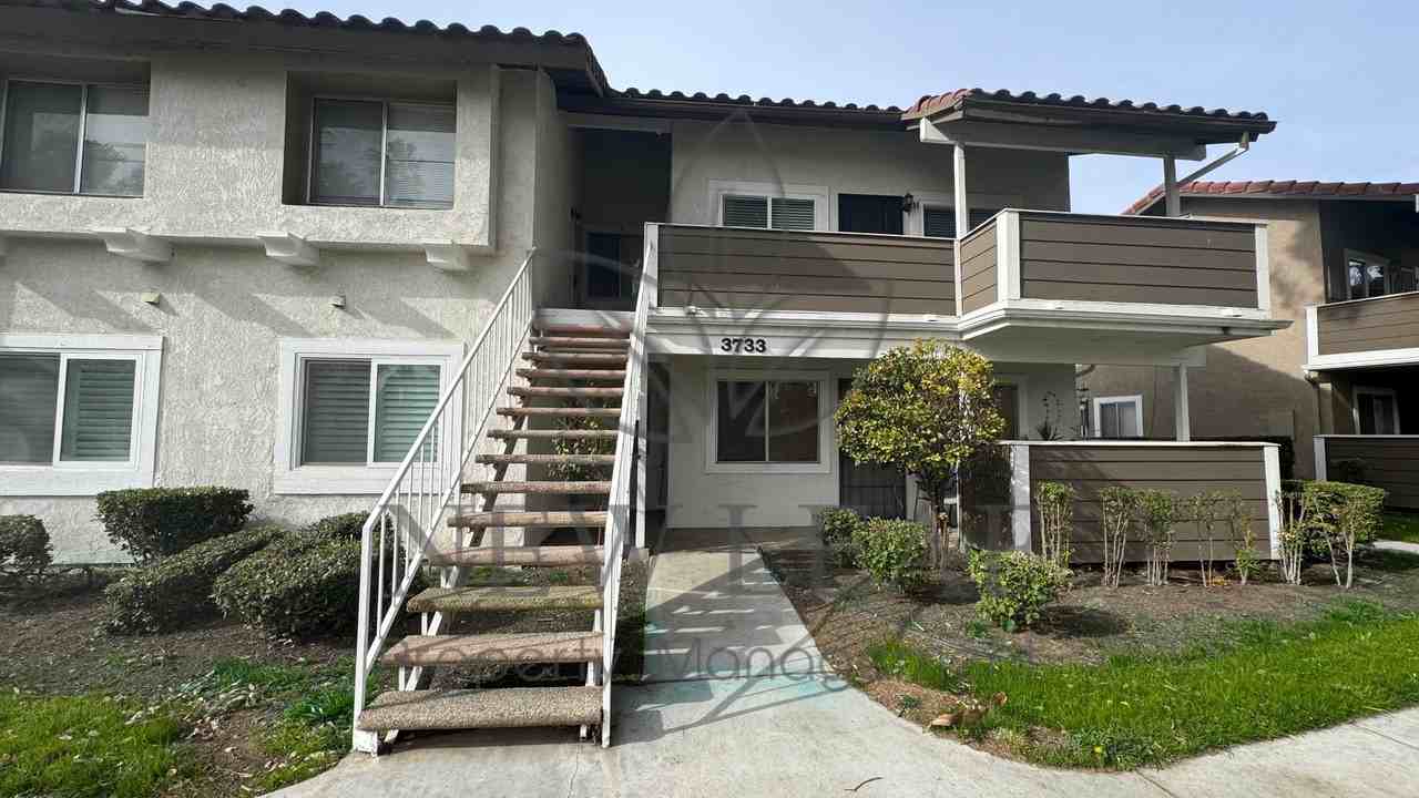 3733 Country Oaks Loop - Photo 2 of 26