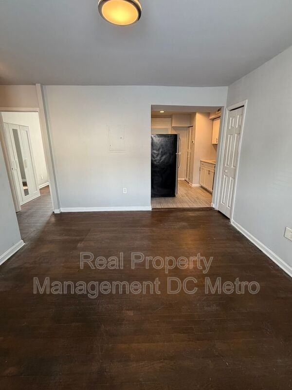 1243 Penn St Ne #1 - Photo 2 of 15