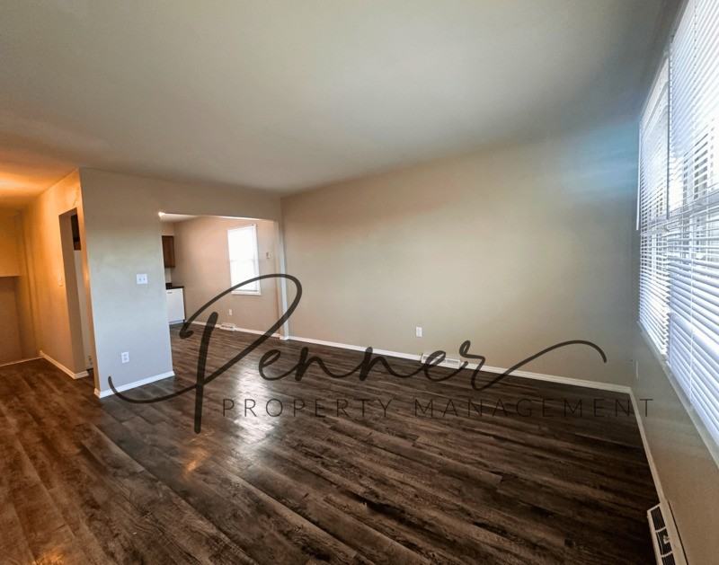 2412 Sw Jackson St - Photo 2 of 10