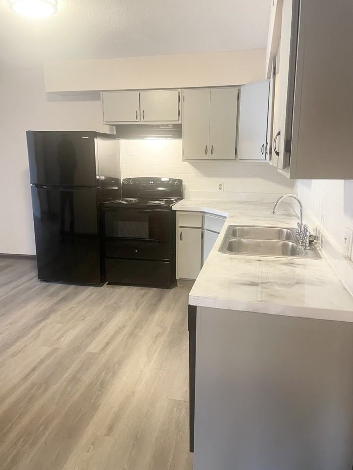 509 5th Avenue - Photo 2 of 16