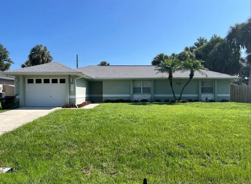 2426 Seagull Ln - Photo 2 of 31