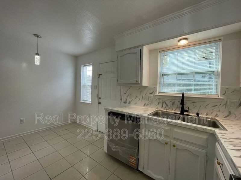 1511 Cristy Dr #E - Photo 6 of 18