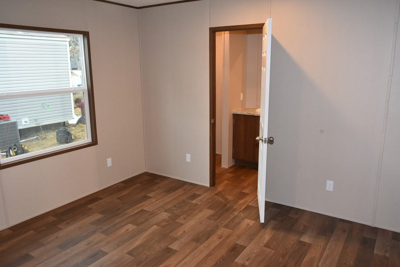 10204 Bamboo Lane - Photo 3 of 26