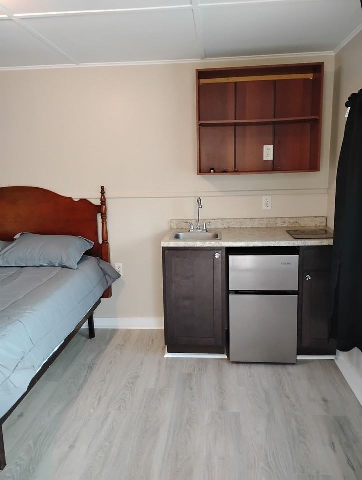 Searsport Suites - Photo 3 of 7