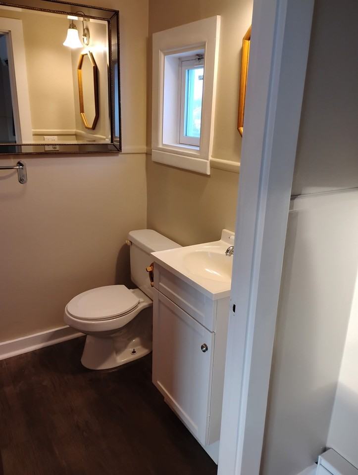 Searsport Suites - Photo 6 of 7