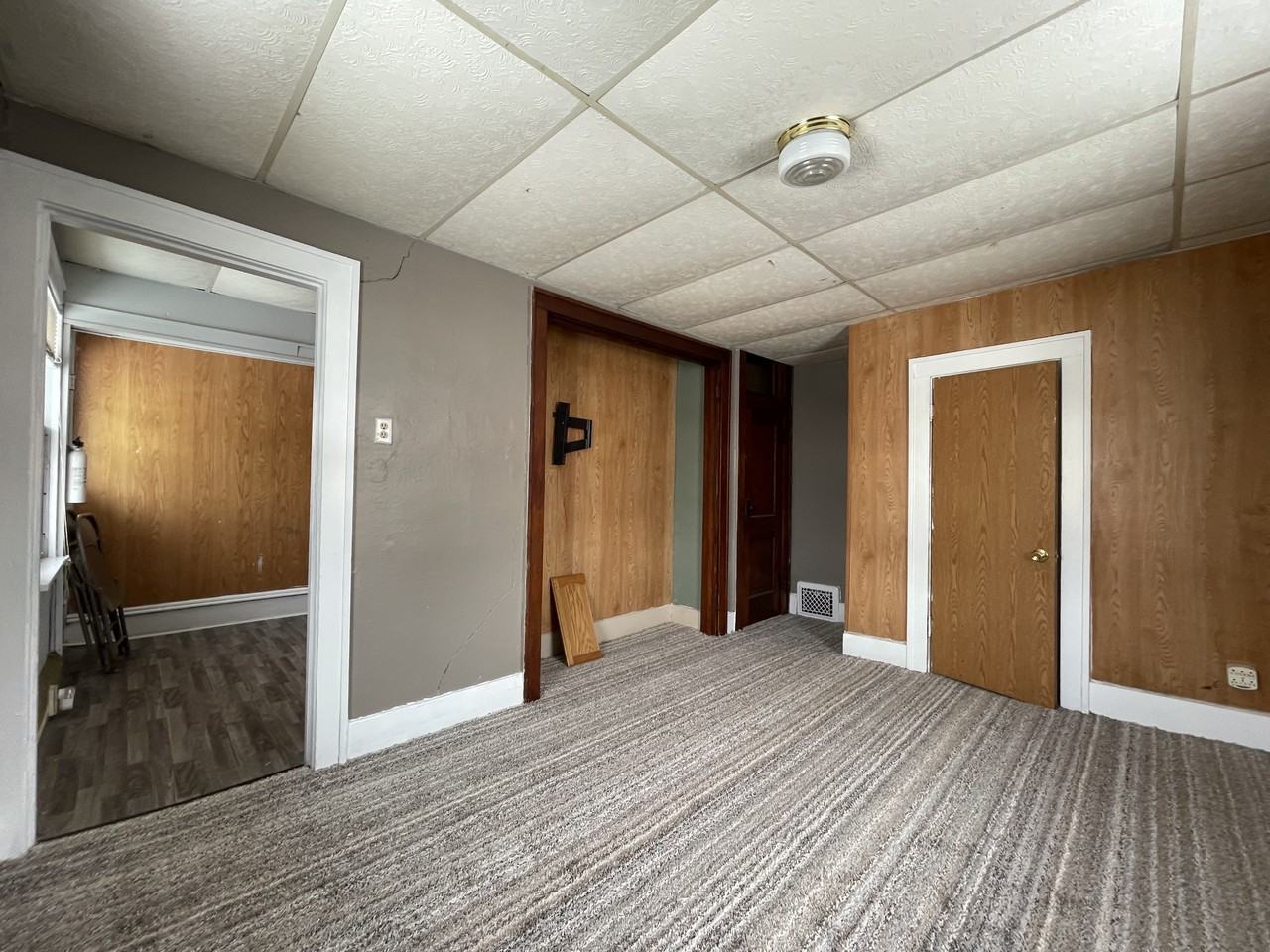 530 East Dubail Avenue - Photo 5 of 5