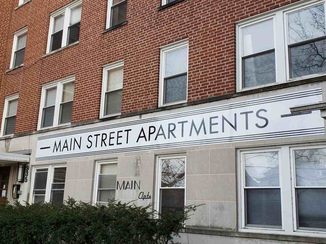 Mainstreet Apartments - Photo 2 of 9