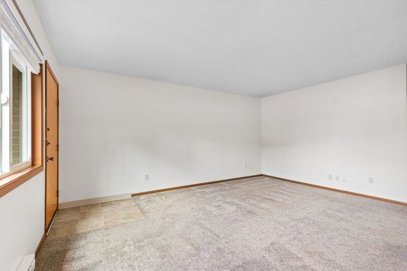 2009 Ne 21st Ave - Photo 4 of 13