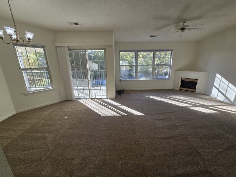 810 Brassie Ln #B - Photo 7 of 19