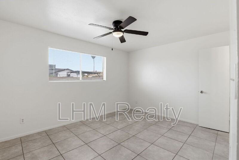 5321 W Lewis Ave - Photo 5 of 35