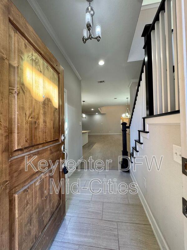 6726 Deleon St - Photo 2 of 28