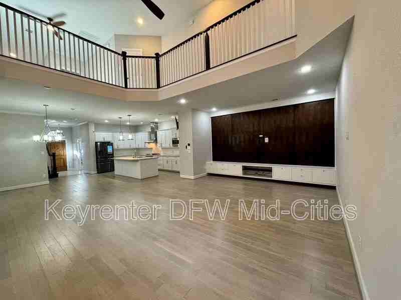 6726 Deleon St - Photo 7 of 28