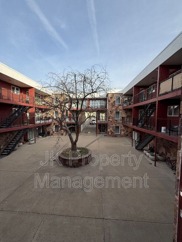 2300 14th Ave S #22 - Photo 2 of 20