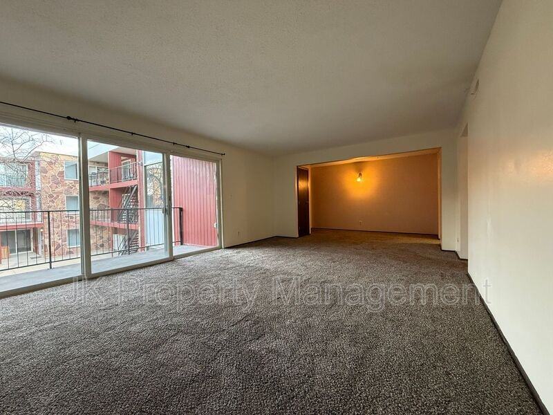 2300 14th Ave S #22 - Photo 5 of 20