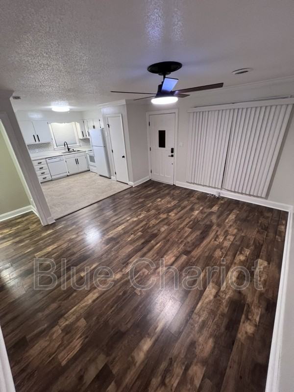 4100 Pittsford Rd - Photo 4 of 19